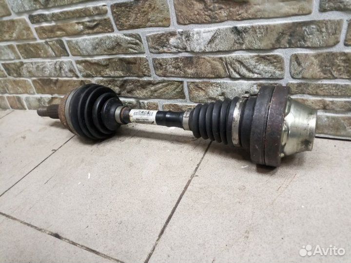 Привод передний правый Audi Q7 4L 2012