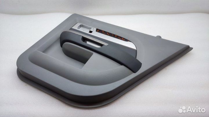 Обшивка двери задняя правая Chrysler Sebring JS