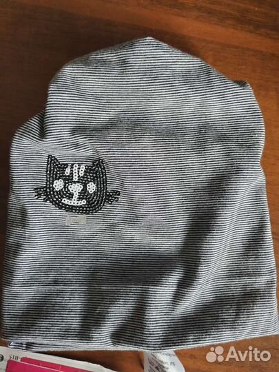 Шапка демисезонная новая