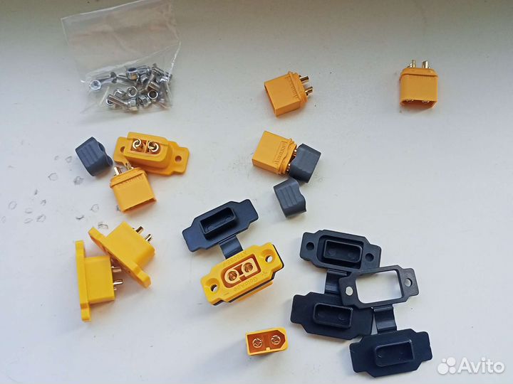 Ионистры 2.7 вольта 500 фарад