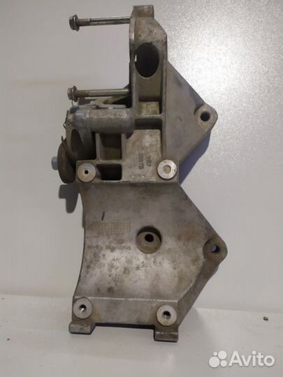 Кронштейн компрессора кондиционера Daewoo Nexia