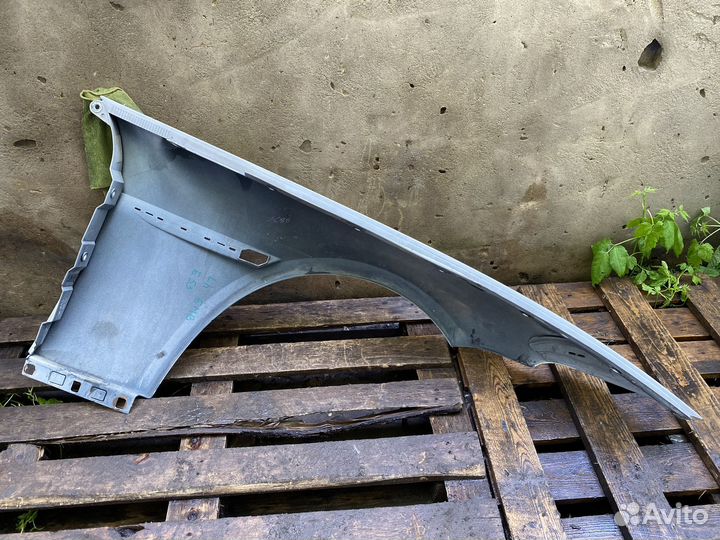Левое крыло BMW e63