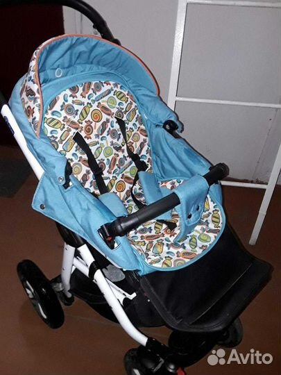 Прогулочная коляска Adamex Neonex с паспортом