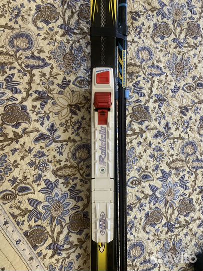 Лыжи палки и ботинки 41