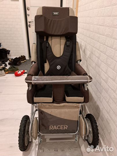 Детская инвалидная кресло-коляска Akcesmed racer