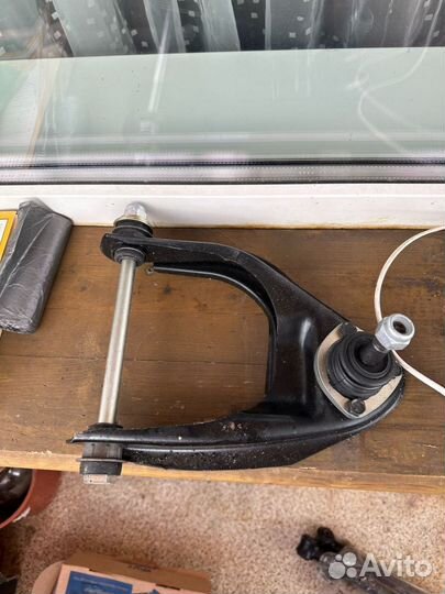 Рычаг передней подвески ваз 2107