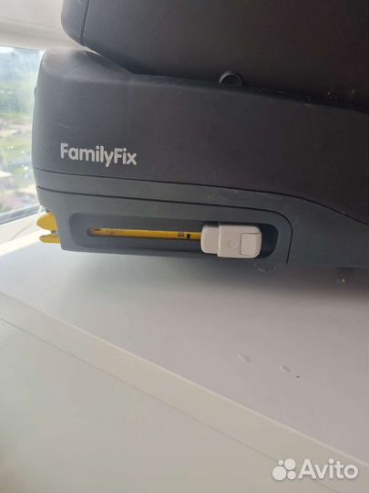 Maxi cosi family fix база isofix