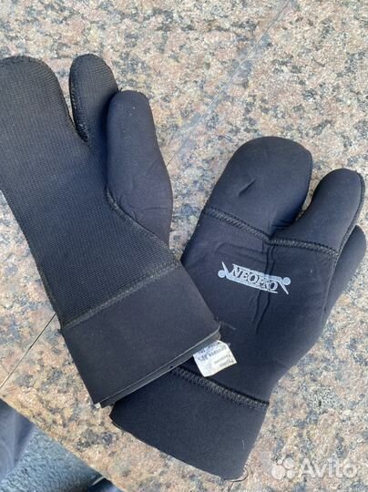 Перчатки для подводной охоты и дайвинга