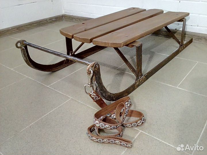 Старинные большие русские сани