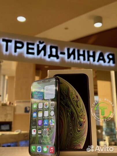 iPhone Xs, 64 ГБ