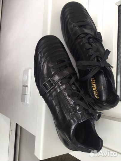 Кроссовки- шиповки bikkembergs р. 45 новые