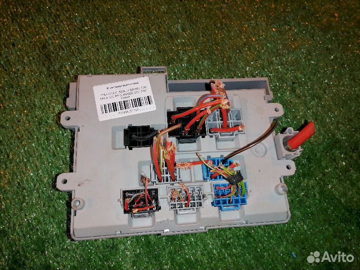 Блок предохранителей BMW 3-series E90