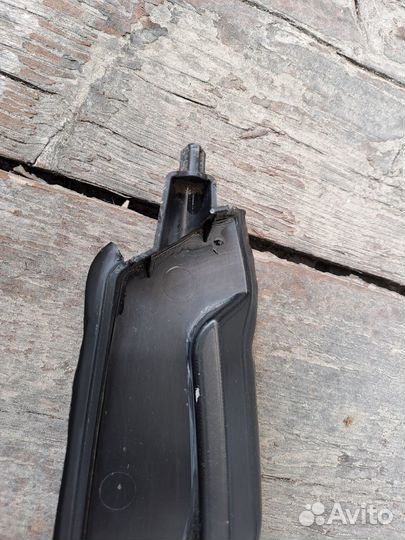 Замыкающая крыла, накладка, пыльник переднее пр