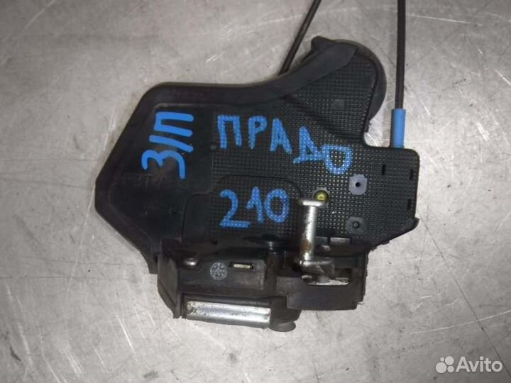 Замок двери задний правый Toyota Lc Prado 120 1GR