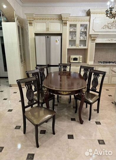 Комплект стол и стулья