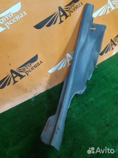 Накладка на порог салона задняя правая Hyundai