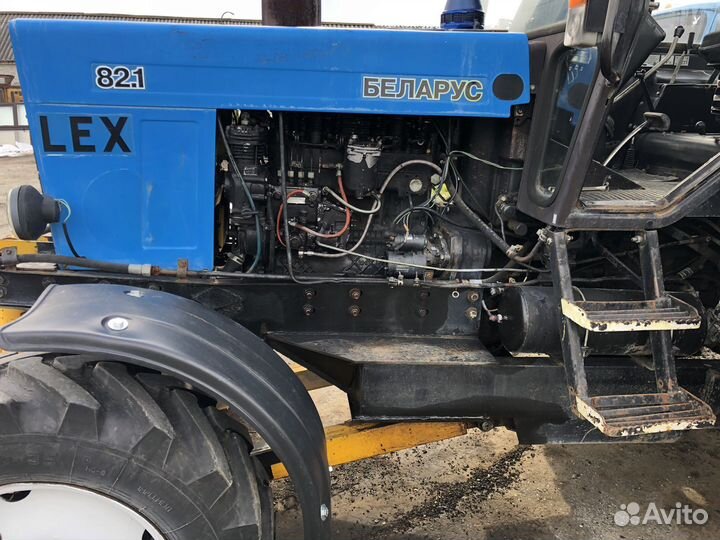 Экскаватор-погрузчик МТЗ (Беларус) ЭО-2621, 2003