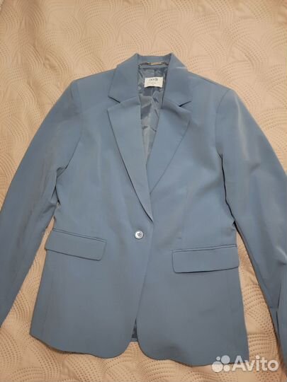 Пиджак женский голубой