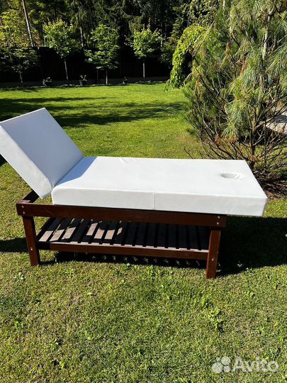 Стационарный деревянный массажный стол