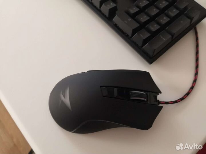 Игровая механическая клавиатура