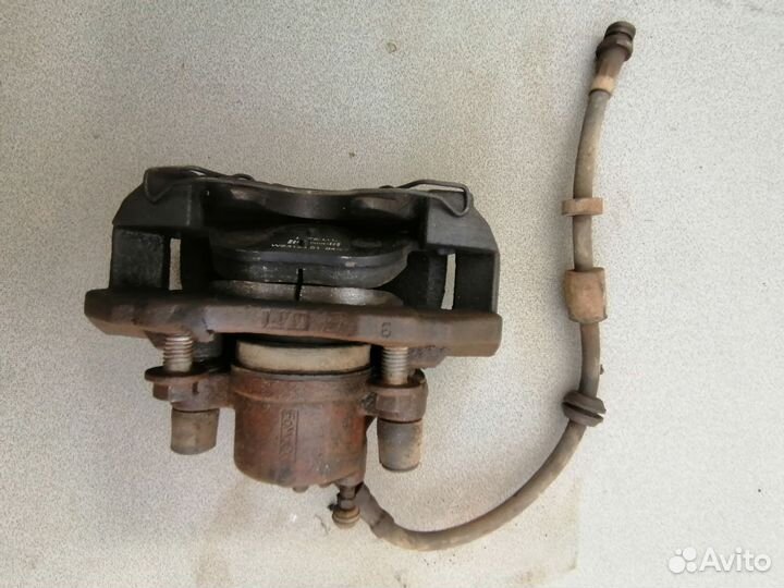 Суппорт тормозной передний левый для Ford Focus II