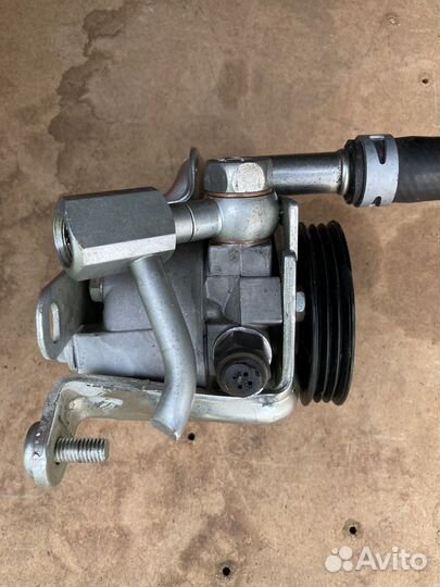 Насос гидроусилителя руля Daihatsu Mira