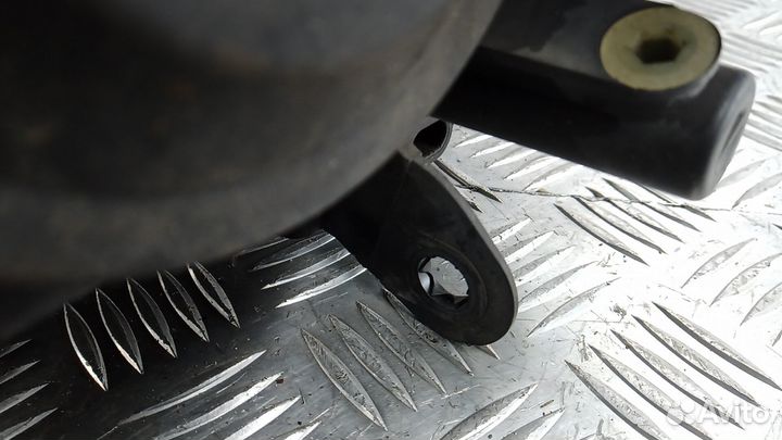 Фара правая skoda superb 2 2009