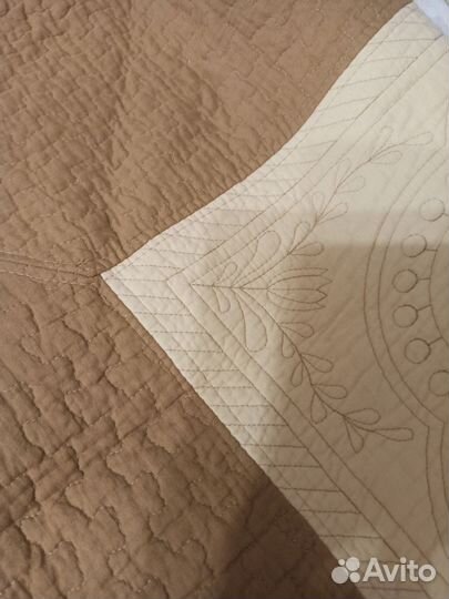 Покрывало на кровать новое