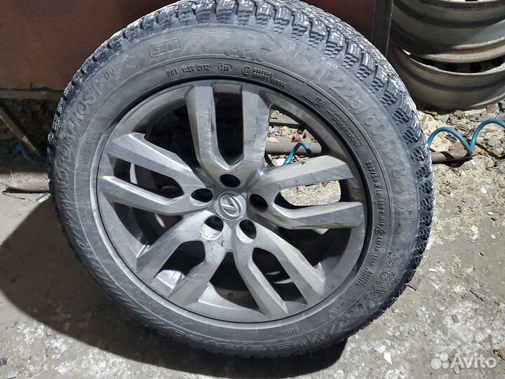 Gislaved Nord Frost 200 SUV ID 225/60 R18 204T