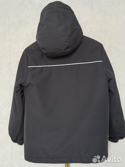 Демисезонная куртка на мальчика 152