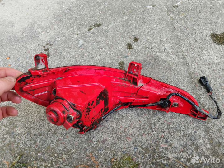 Задняя противотуманная фара правая solaris