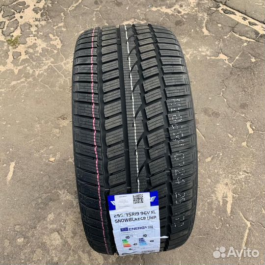 Windforce Snowblazer UHP 315/35 R20