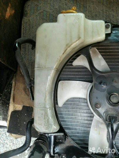 Бачек расширительный субару