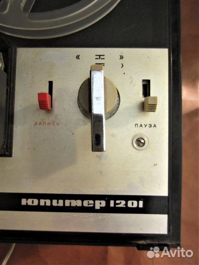 Катушечный транзисторный магнитофон Юпитер-1201