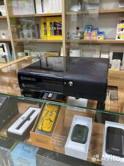 Игровая приставка xbox 360