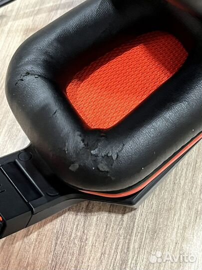 Гарнитура Lenovo Y Gaming