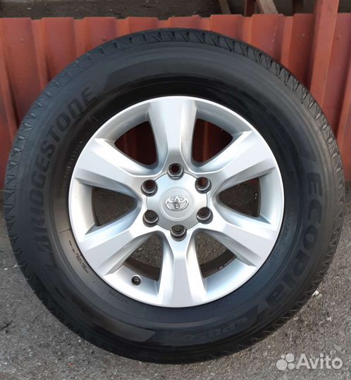 Bridgestone Ecopia EP850 265/65 R17