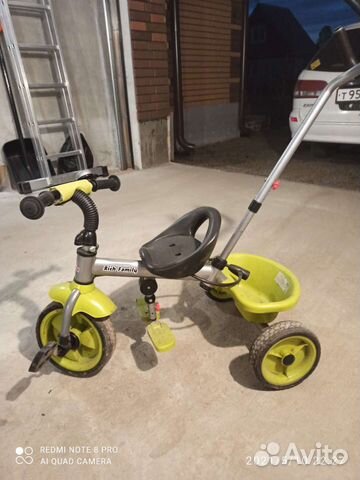 Трёхколёсный велосипед