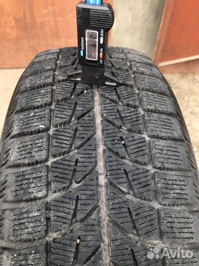 Bridgestone Blizzak WS-60 215/60 R16 95R