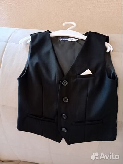 Костюм праздничный на мальчика 4-5 лет