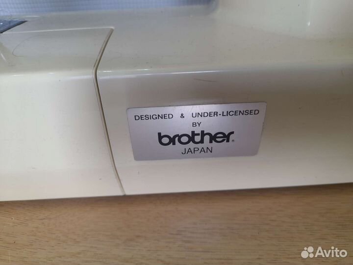 Швейная машина Brother VX-1120