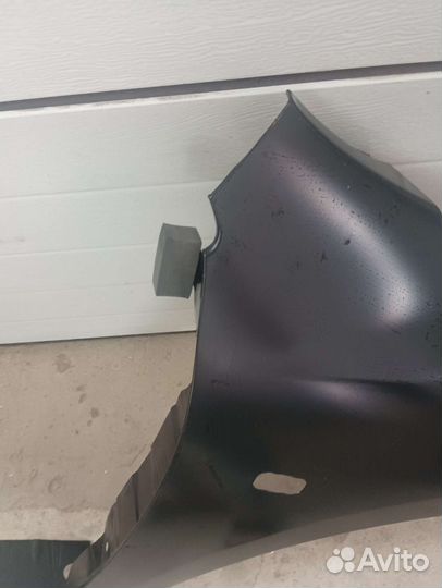 Крыло на авто