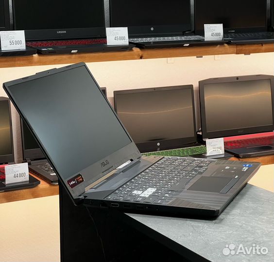 NEW Asus Tuf i5-11400H/ 144Hz/ RTX 3050/ SSD 512
