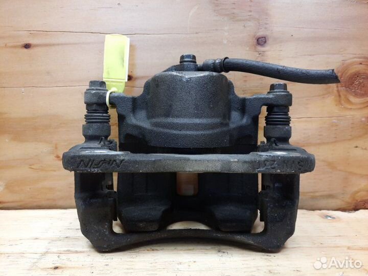 Суппорт передний правый Honda Stepwgn RG1 K20A