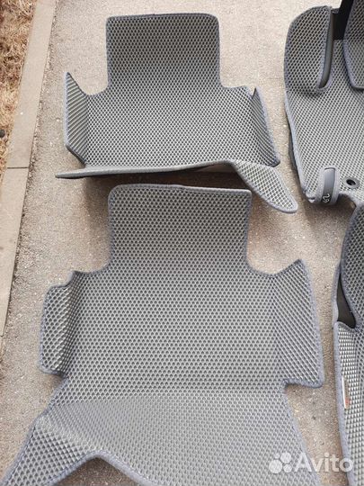 Автомобильные коврики eva