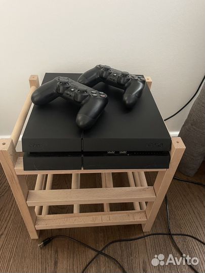Sony PS4 + геймпад