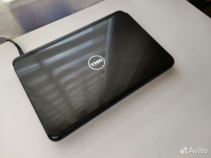 Dell Premium/ i5 2410M/GT 525M/SSD/RAM 8GB