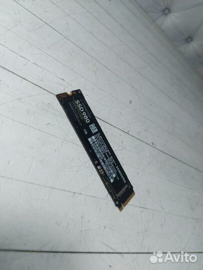 SSD накопитель Samsung 980 1тб с радиатором