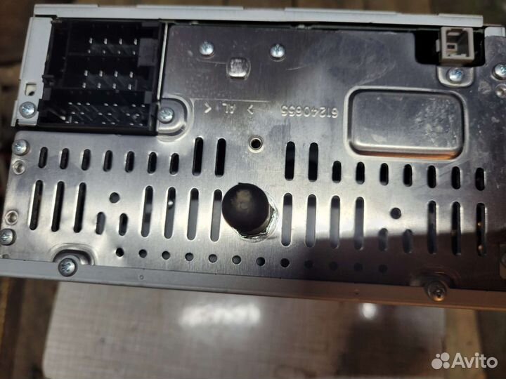 Магнитола KIA Carens