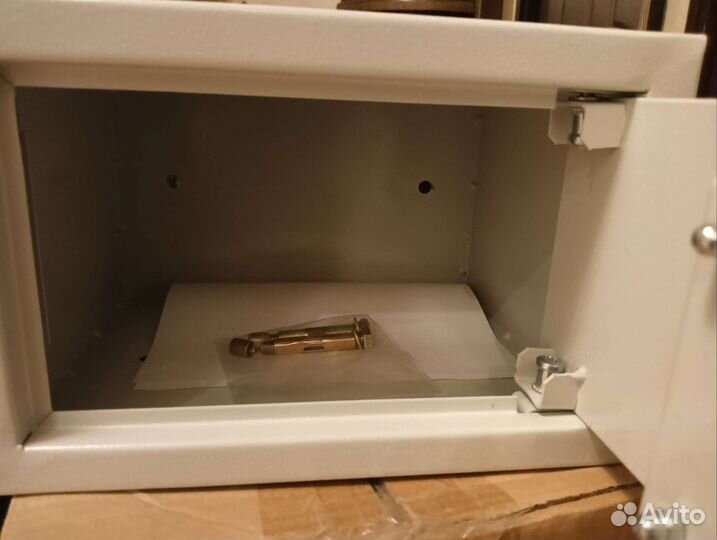 Ящик сейф металлический